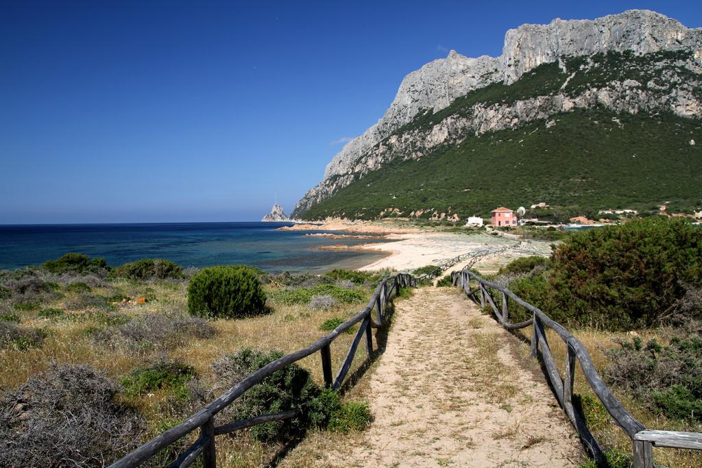 Hotel Lu Pitrali San Teodoro  Luaran gambar